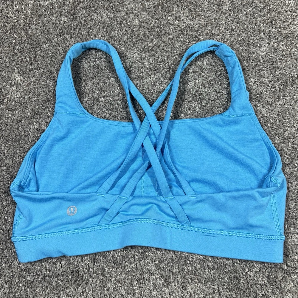 Lululemon Sports Bra Womens 8 Light Blue Strappy Crossback Yoga Athletic Gym Top